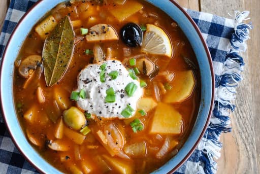 Солянка с картошкой